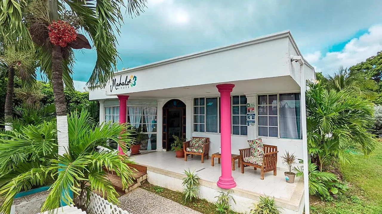 Bed & Breakfast Mahalo House B&B - Tu Casa Hospedaje En San Andres Isla -