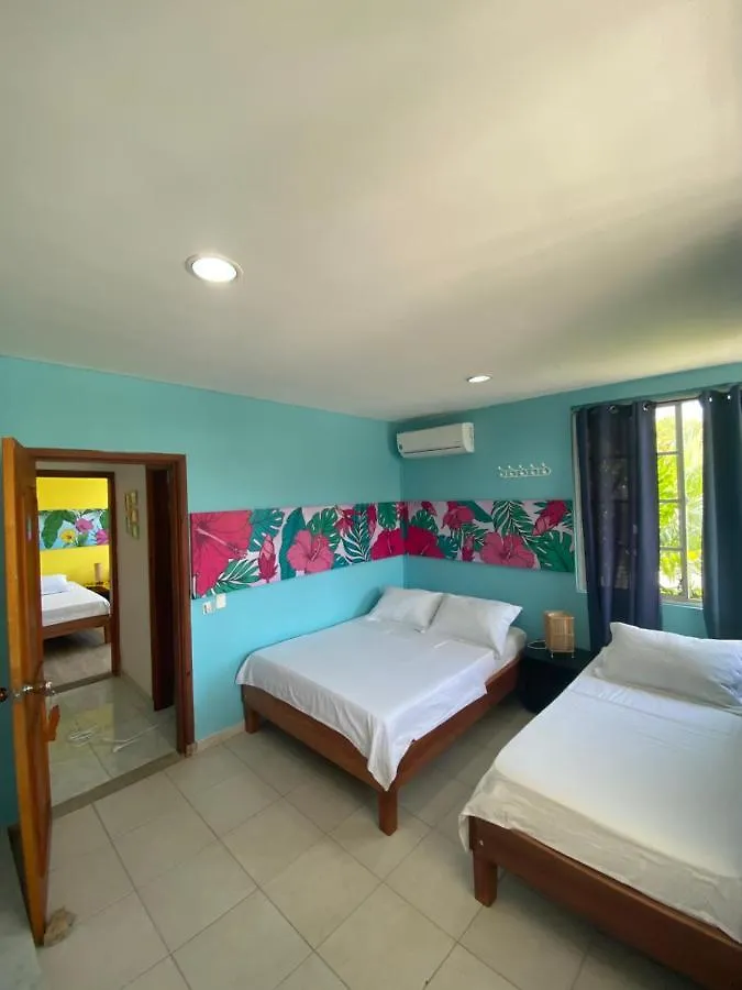 Mahalo House B&B - Tu Casa Hospedaje En San Andres Isla - San Andres (San Andres and Providencia Islands)