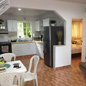 Casa D' Linda Hostal